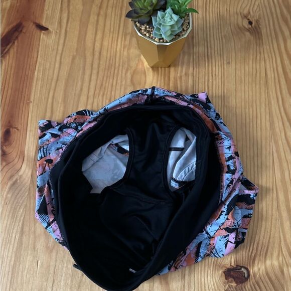 Lululemon Run Times Short II 4" Inversion Multi / Black | Women’s SIZE: 4 - Picture 8 of 9